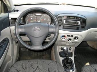2006 Hyundai Verna Photos