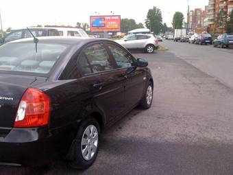 2006 Hyundai Verna Pictures