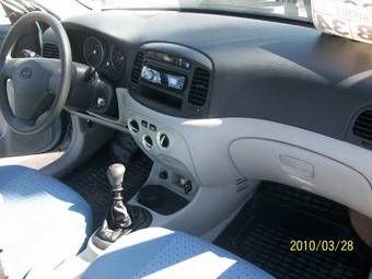 2008 Hyundai Verna Pictures