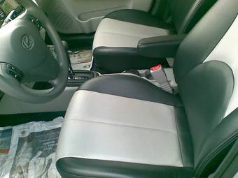 2010 Hyundai Verna Pictures