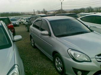2010 Hyundai Verna Photos