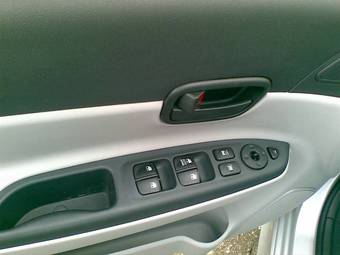 2010 Hyundai Verna Wallpapers
