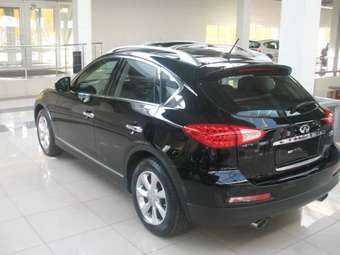 2008 Infiniti EX35 Pictures