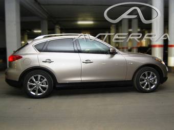 2008 Infiniti EX35 Pictures