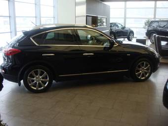 2009 Infiniti EX35 Photos
