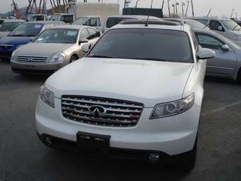 2002 Infiniti FX35 Photos