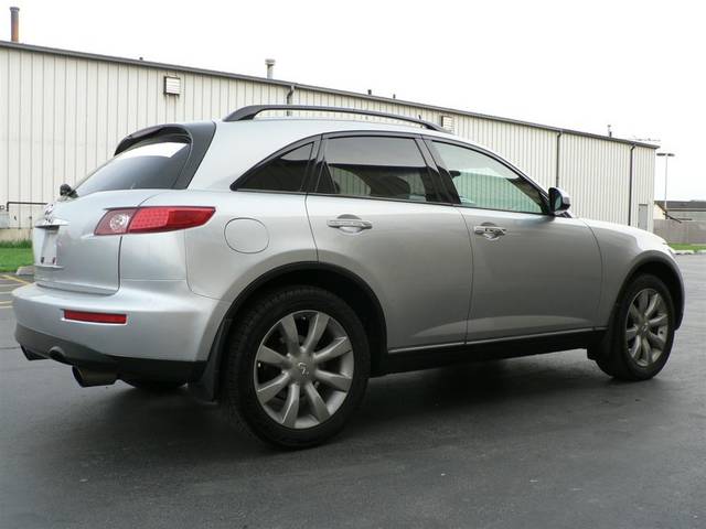 2003 Infiniti FX35