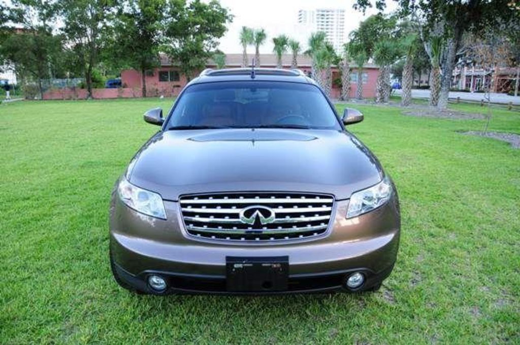 2003 Infiniti FX35