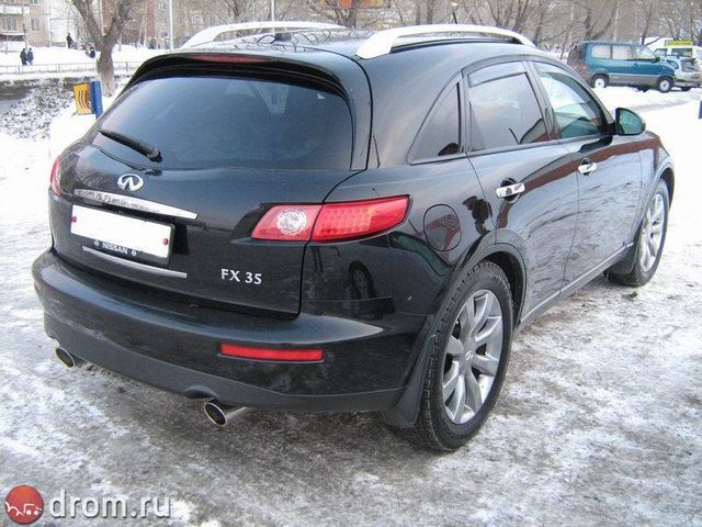 2003 Infiniti FX35