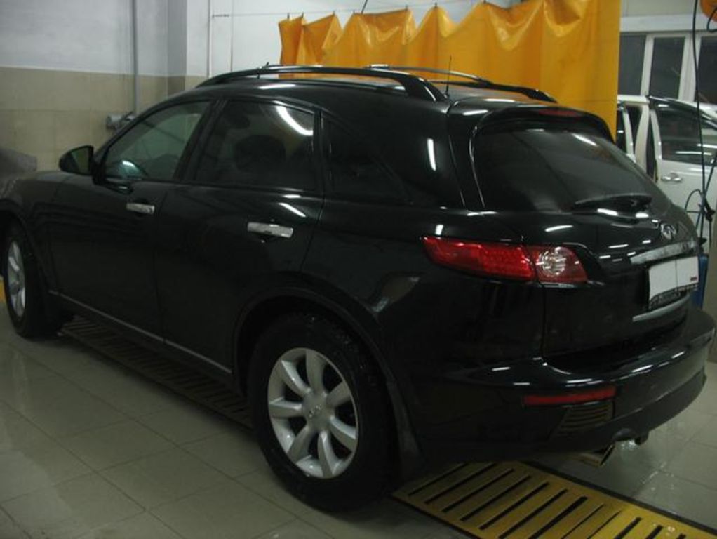 2003 Infiniti FX35