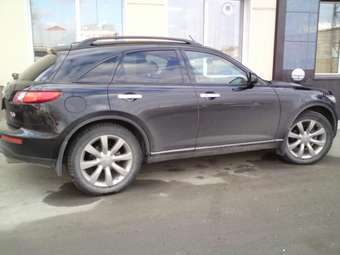 2003 Infiniti FX35 Pictures