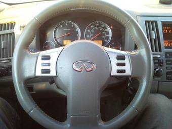 2003 Infiniti FX35 Pictures