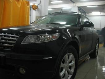 2003 Infiniti FX35 Pictures