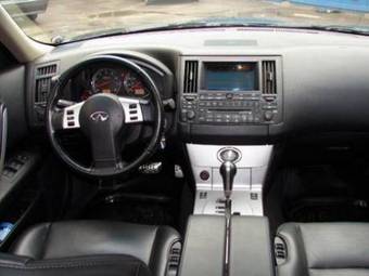2003 Infiniti FX35 Photos