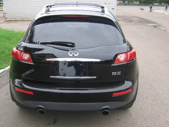 2003 Infiniti FX35 Photos