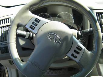 2003 Infiniti FX35 Pictures