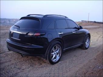 2003 Infiniti FX35 Photos