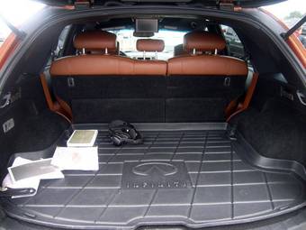 2003 Infiniti FX35 Images