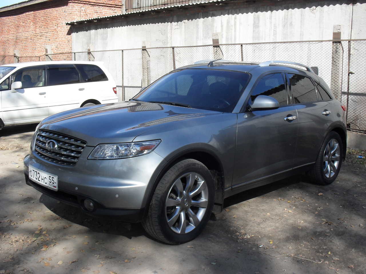 2003 Infiniti FX35