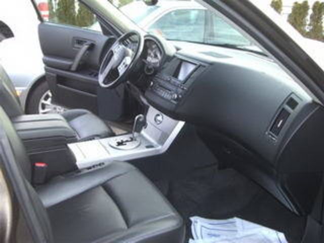 2004 Infiniti FX35