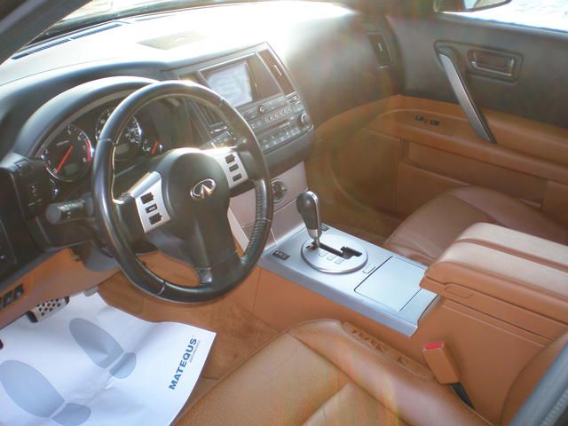 2004 Infiniti FX35