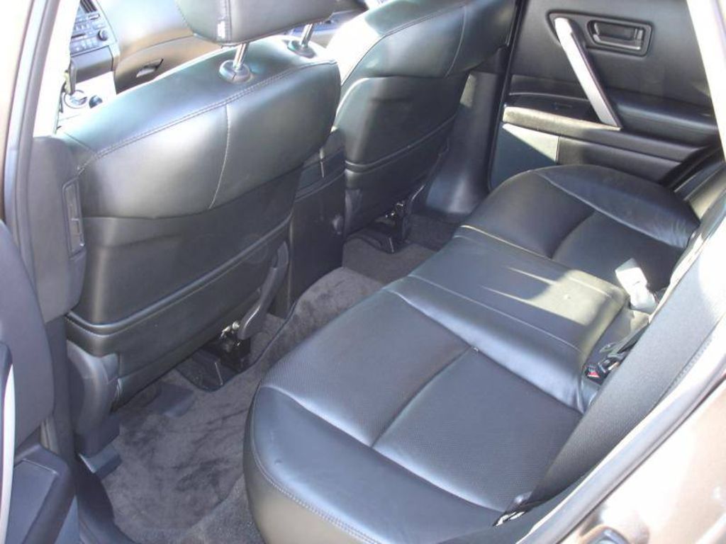 2004 Infiniti FX35