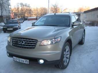 2004 Infiniti FX35 Pictures