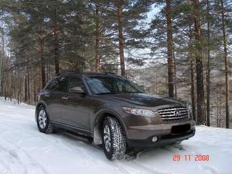 2004 Infiniti FX35 Pictures