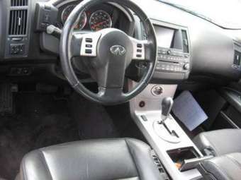 2004 Infiniti FX35 Pictures