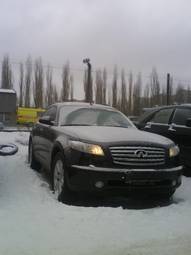 2004 Infiniti FX35 Photos