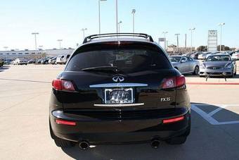 2004 Infiniti FX35 Pictures