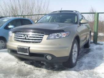 2004 Infiniti FX35 Pictures