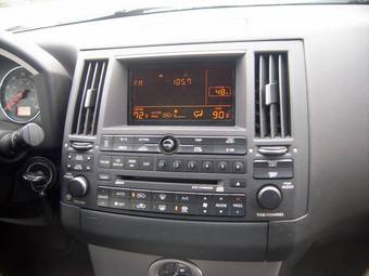 2004 Infiniti FX35 Pics