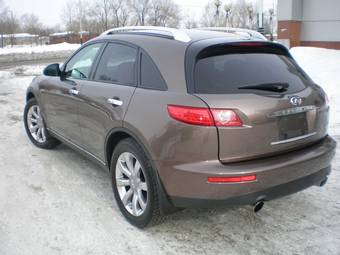 2004 Infiniti FX35 Photos