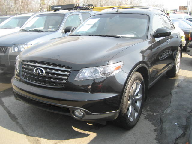 2004 Infiniti FX35