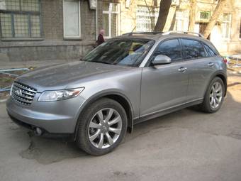 2004 Infiniti FX35 Pics