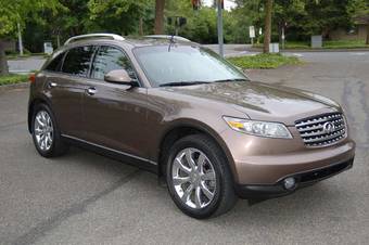 2004 Infiniti FX35 Images