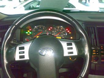 2004 Infiniti FX35 Photos