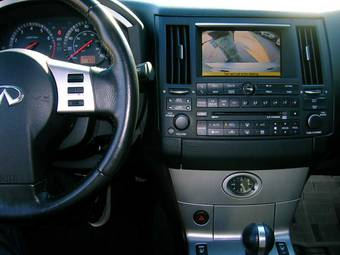 2004 Infiniti FX35 Pictures