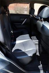 2004 Infiniti FX35 Pictures