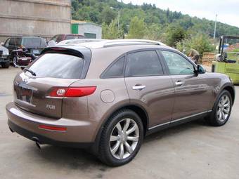 2004 Infiniti FX35 Pictures