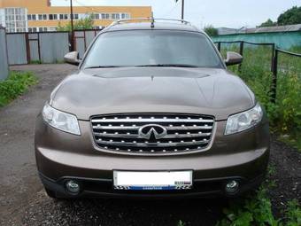 2004 Infiniti FX35 Photos