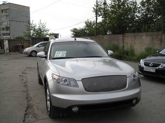 2004 Infiniti FX35 Pictures