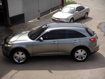 2004 Infiniti FX35 Pics