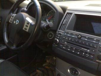 2004 Infiniti FX35 Pictures