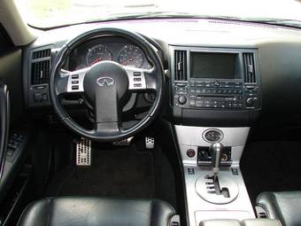 2004 Infiniti FX35 Pictures