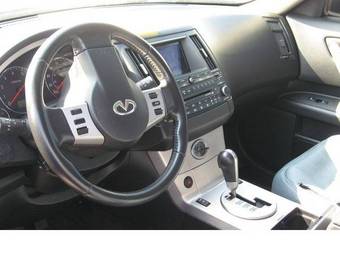 2004 Infiniti FX35 Pictures