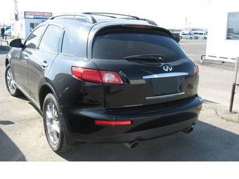 2004 Infiniti FX35 Photos