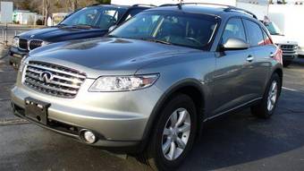 2004 Infiniti FX35 Photos