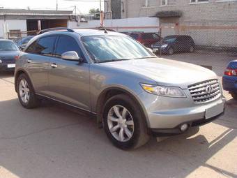 2004 Infiniti FX35 Pics